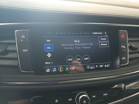 Used 2023 Buick Enclave Premium AWD/4WD image 23