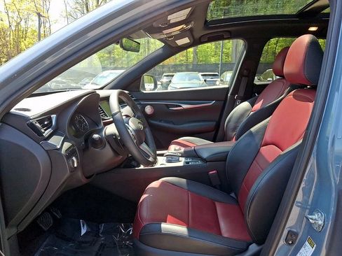 Used 2023 INFINITI QX50 Sport AWD/4WD image 16