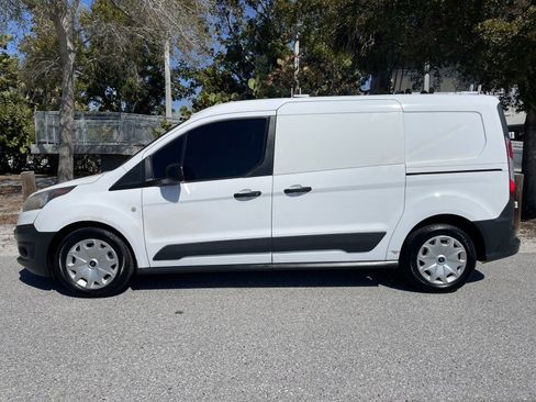 Used 2015 Ford Transit Connect XL image 3