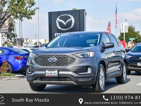 Used 2024 Ford Edge SEL image 3