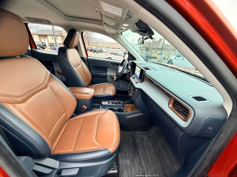 Used 2022 Ford Maverick Lariat w/ Lariat Luxury Package image 31