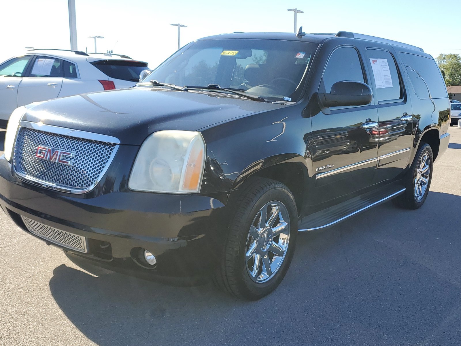 Used 2012 GMC Yukon XL Denali AWD/4WD image 2