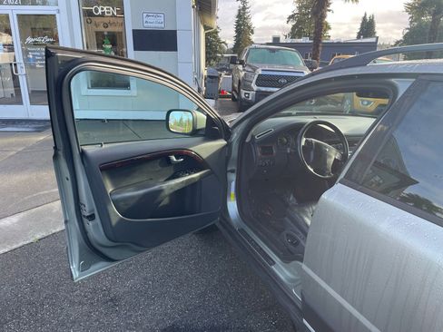 Used 2008 Volvo XC70 3.2 image 10