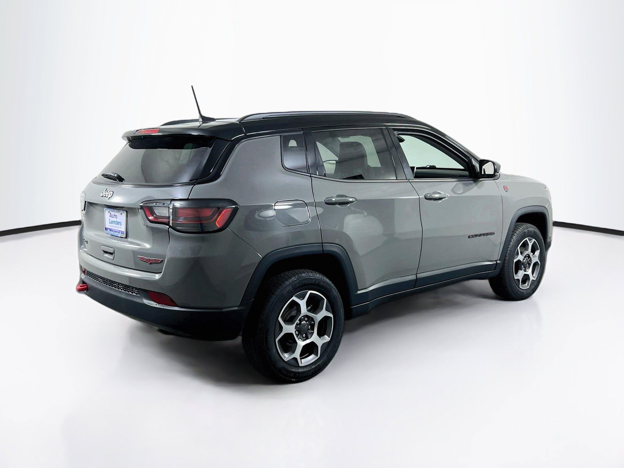 Used 2022 Jeep Compass Trailhawk w/ Trailhawk Elite Group AWD/4WD image 5