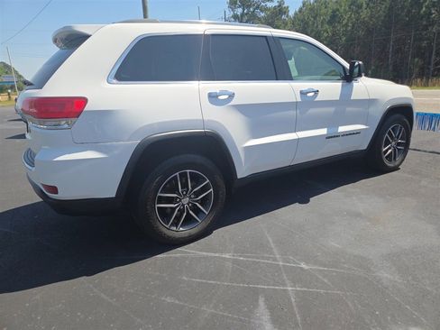 Used 2018 Jeep Grand Cherokee Limited RWD image 3
