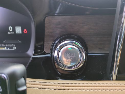 Used 2021 Lincoln Corsair Reserve w/ Equipment Group 201A image 20