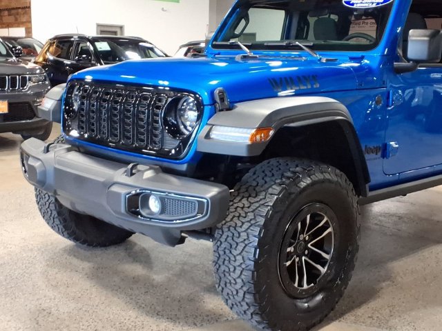 Used 2025 Jeep Wrangler Unlimited Sport AWD/4WD image 9