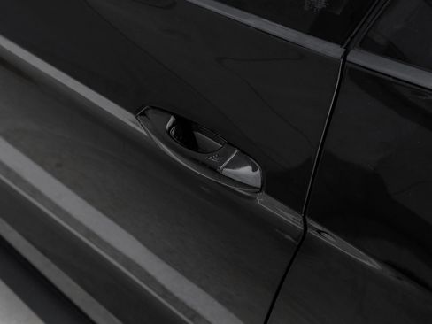Used 2015 Ford Mustang GT Premium RWD image 35
