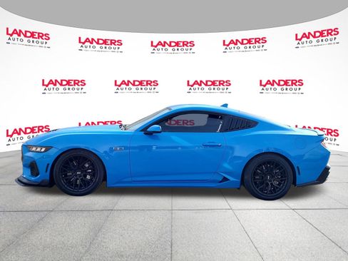 Used 2024 Ford Mustang GT Premium image 6