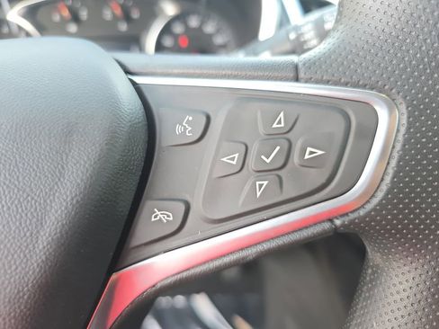 Used 2023 Chevrolet Equinox LT image 20