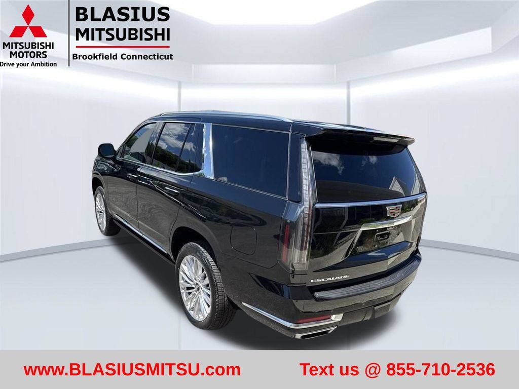 Used 2026 Cadillac Escalade Luxury AWD/4WD image 27
