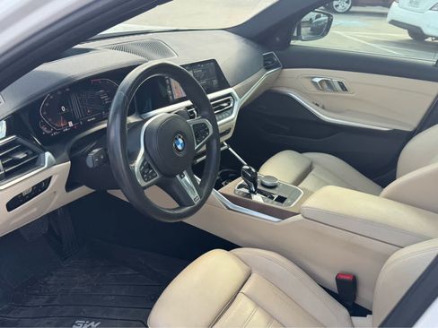 Used 2020 BMW 330i Sedan w/ Premium Package RWD image 9