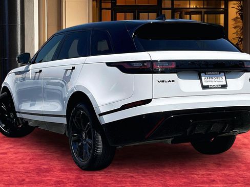 Certified 2022 Land Rover Range Rover Velar R-Dynamic S AWD/4WD image 11