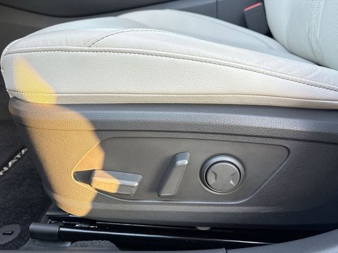 Used 2021 Hyundai Sonata Limited image 13