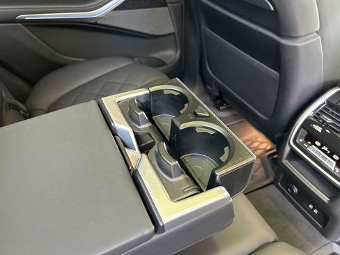 Used 2024 BMW X7 xDrive40i w/ M Sport Package image 37