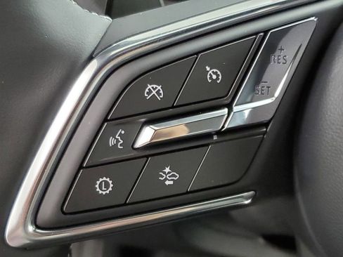 New 2025 Buick Enclave Preferred w/ Power Package image 29