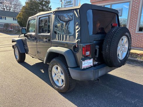 Used 2017 Jeep Wrangler Unlimited Sport w/ Quick Order Package 24S image 3