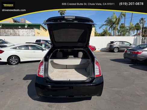 Used 2015 Toyota Prius Two FWD image 9