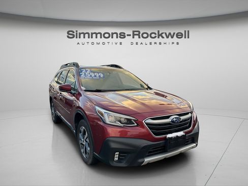 Used 2022 Subaru Outback Limited image 2