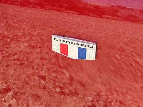 Used 2023 Chevrolet Camaro LT image 8