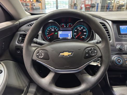 Used 2014 Chevrolet Impala LS w/ LS Convenience Package FWD image 19