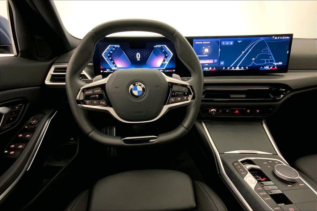 Certified 2025 BMW 330i Sedan RWD image 4