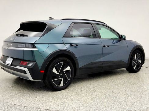 Used 2025 Hyundai Ioniq 5 SEL image 5