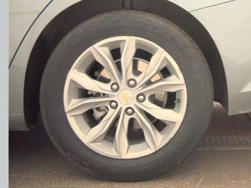 Used 2024 Chevrolet Malibu LT FWD image 21
