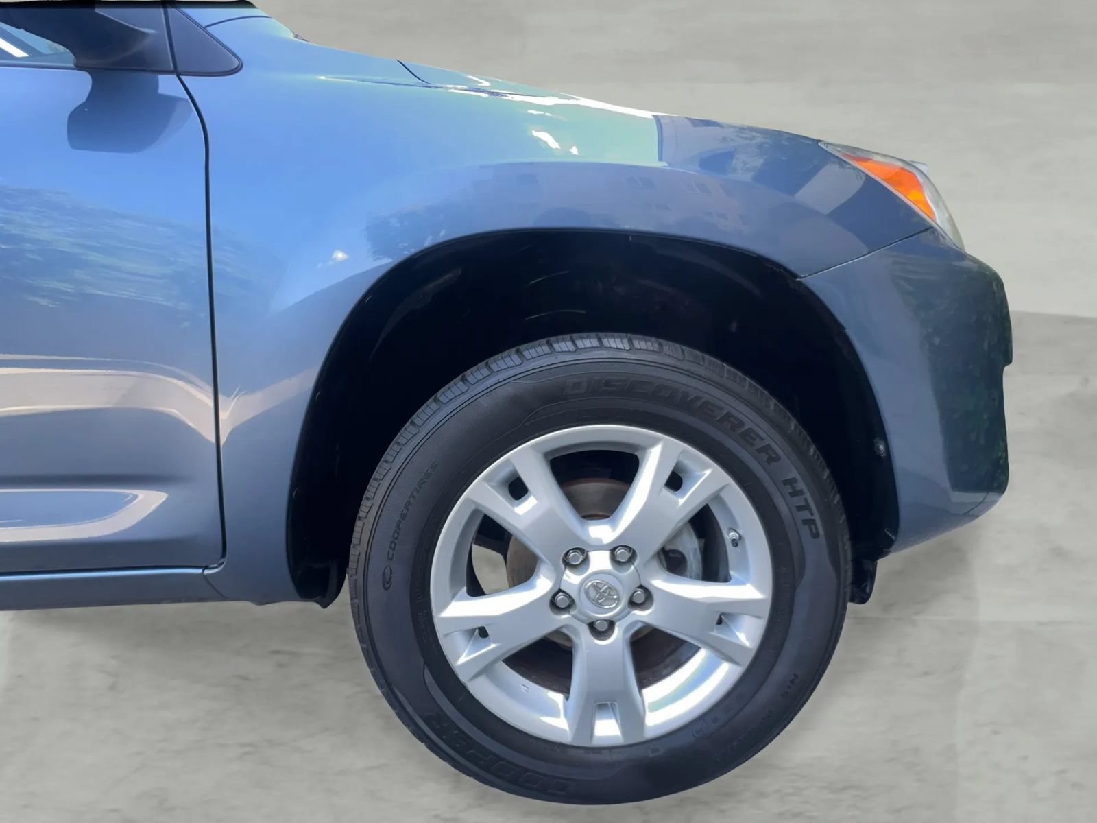 Used 2012 Toyota RAV4 FWD w/ Upgrade Value Pkg image 52