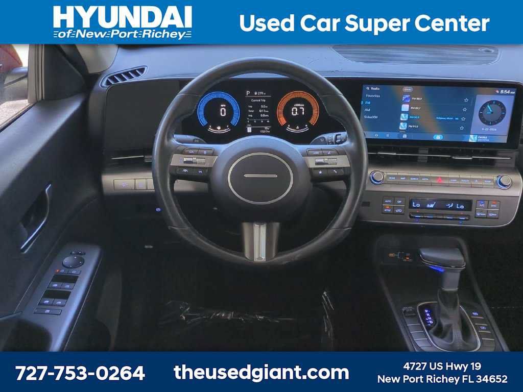 Certified 2024 Hyundai Kona SEL FWD image 17