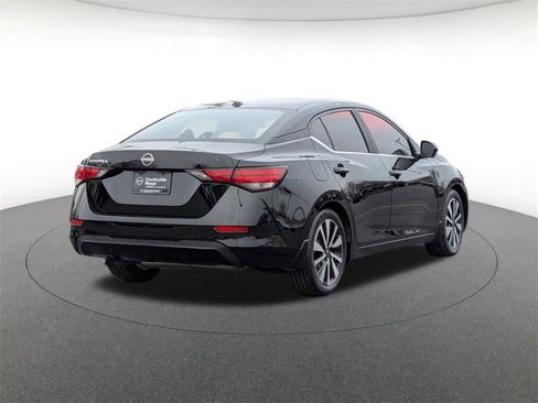 Used 2025 Nissan Sentra SV w/ SV Premium Package image 5