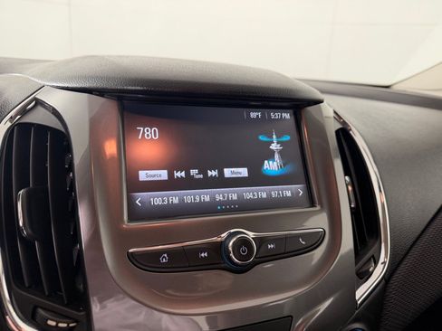 Used 2017 Chevrolet Cruze LT w/ Convenience Package FWD image 14