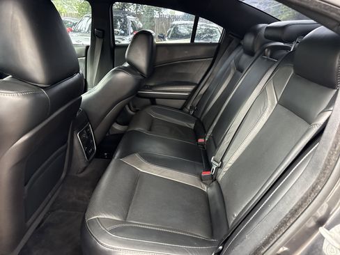 Used 2015 Dodge Charger R/T w/ Plus Group RWD image 10