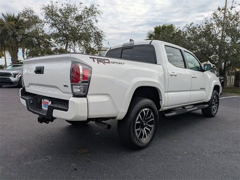 Used 2023 Toyota Tacoma TRD Sport image 4