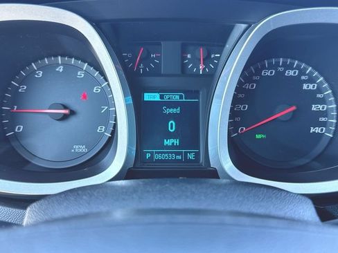 Used 2016 Chevrolet Equinox LT w/ Convenience Package FWD image 12
