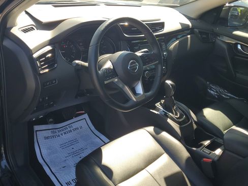 Certified 2022 Nissan Rogue Sport SV image 20