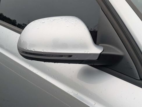 Used 2018 Audi Q3 2.0T Premium FWD image 11