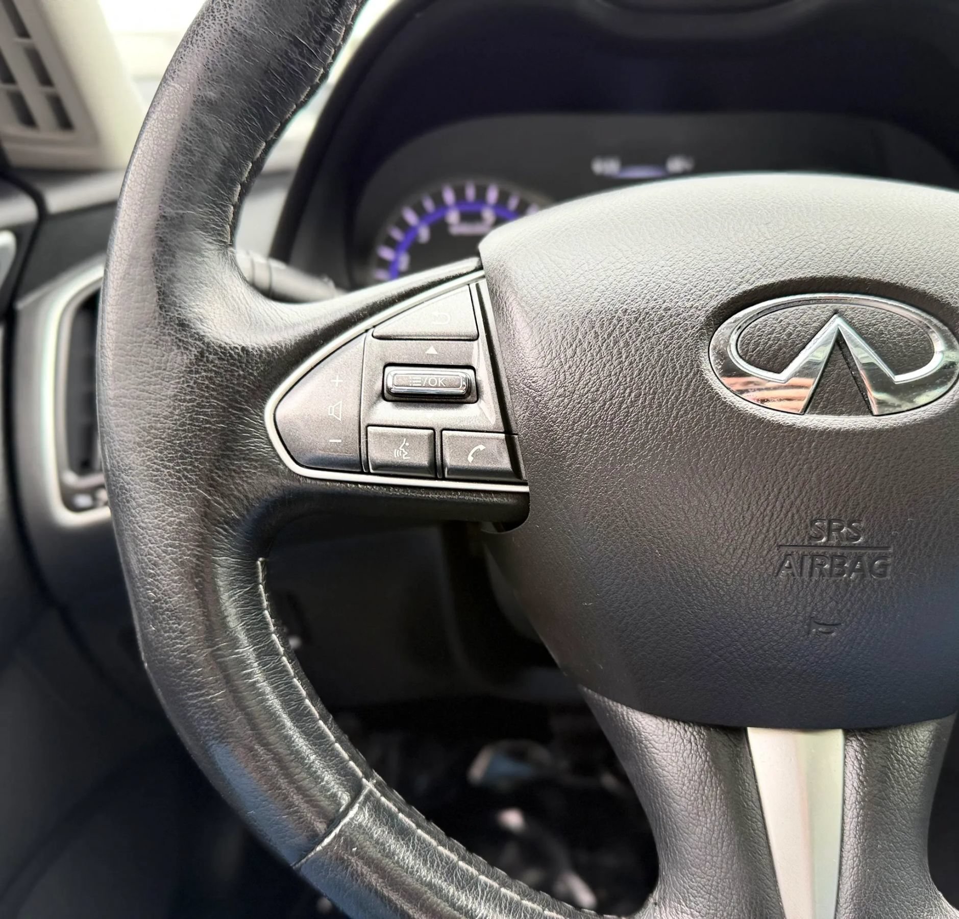 Used 2015 INFINITI Q50 Premium w/ Navigation Package AWD/4WD image 14