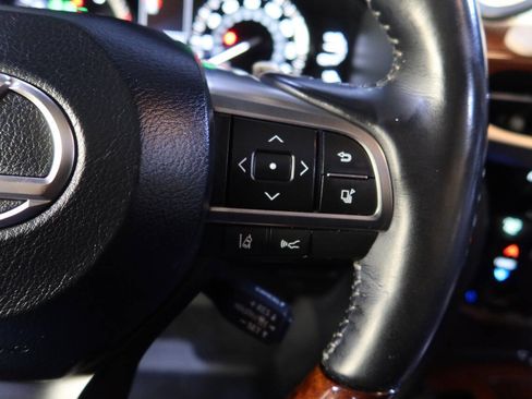 Used 2017 Lexus LX 570 4WD image 37