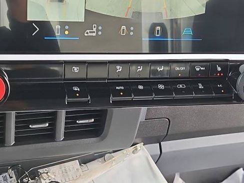 New 2025 Chevrolet Brightdrop 600 FWD image 18
