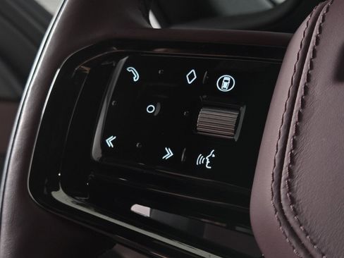 Used 2025 Land Rover Range Rover Sport Dynamic SE image 24