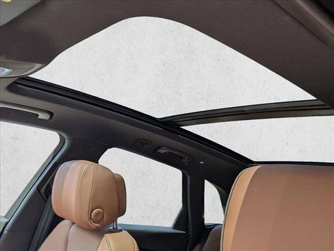 Certified 2025 Audi Q5 e Premium AWD/4WD image 17