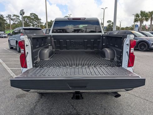 Used 2024 Chevrolet Silverado 2500 LTZ image 12