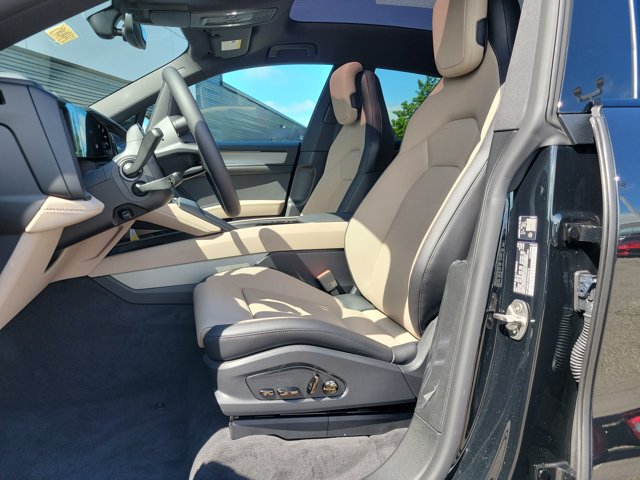 Used 2026 Porsche Cayenne S AWD/4WD image 4