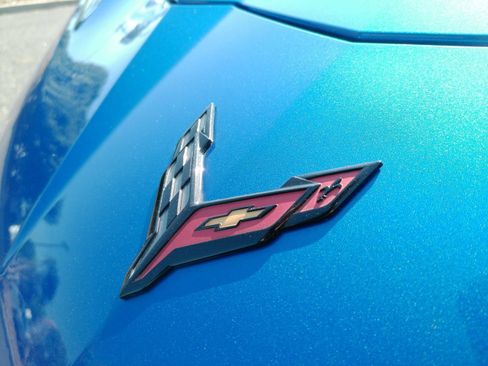 Used 2022 Chevrolet Corvette Stingray Preferred Conv w/ Z51 Performance Package RWD image 28