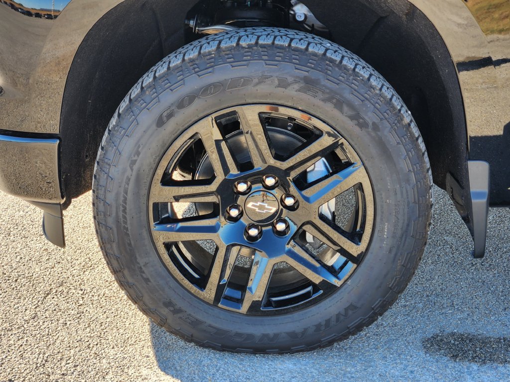 New 2026 Chevrolet Silverado 1500 RST AWD/4WD image 7