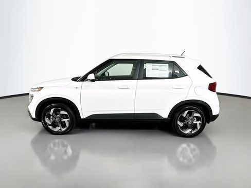 New 2026 Hyundai Venue SEL FWD image 8