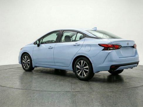Used 2025 Nissan Versa SV FWD image 6