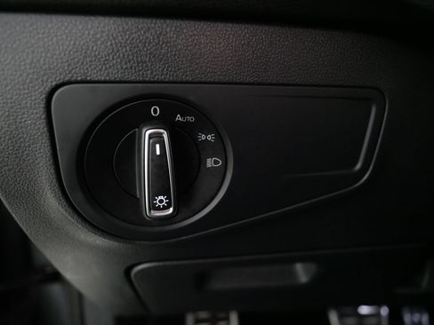 Certified 2024 Volkswagen Tiguan SE R-Line AWD/4WD image 26