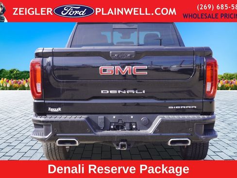 Used 2022 GMC Sierra 1500 Denali w/ Denali Reserve Package image 4